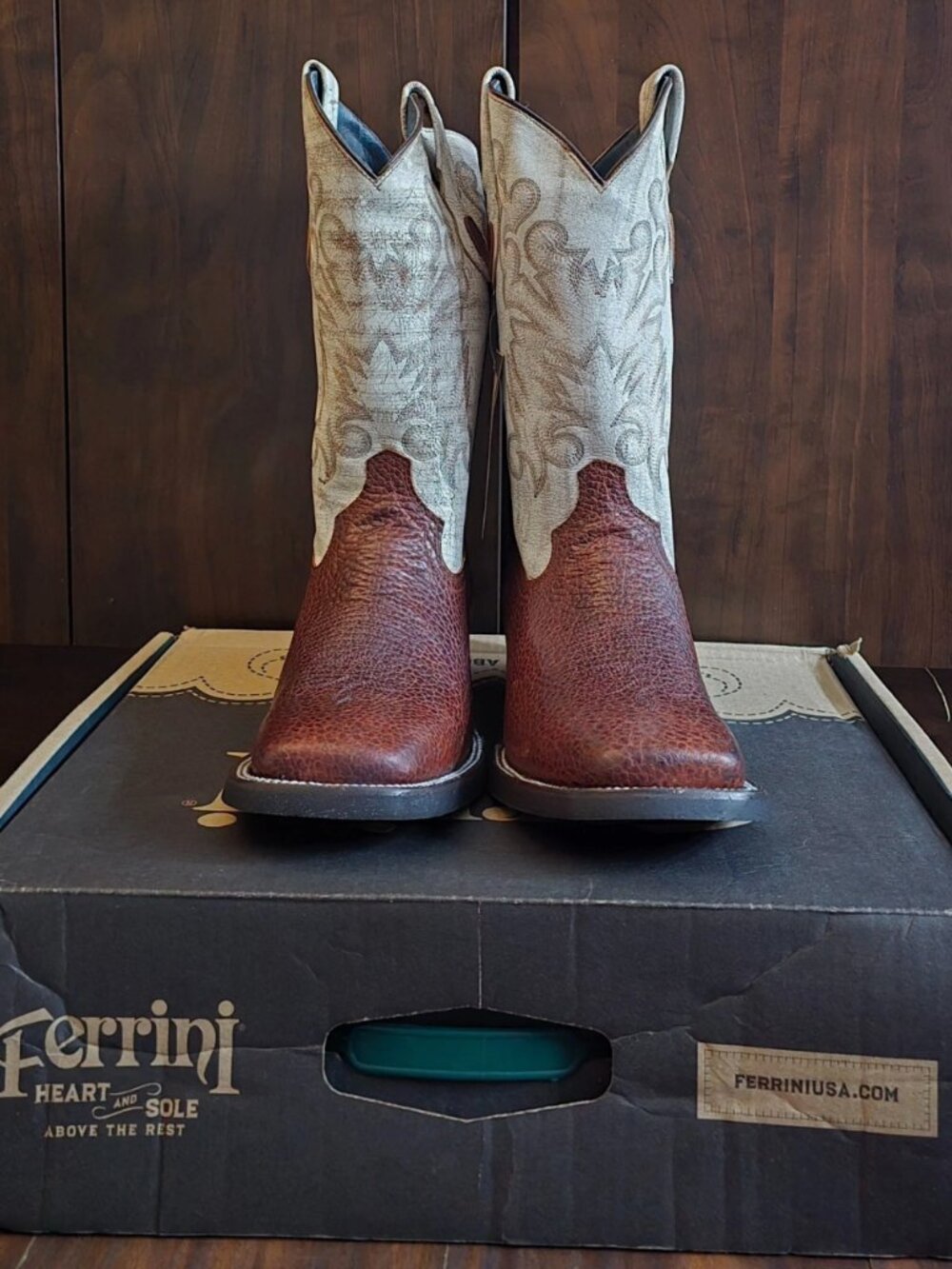 Ferrini Toro Rugged Square Toe Boots | Retails for $239